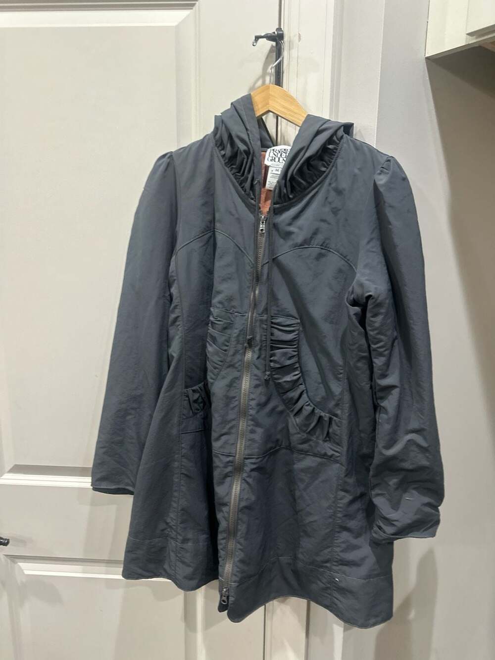 Prairie Underground Ruffle Hooded Nylon Cloak Jacket Size M
